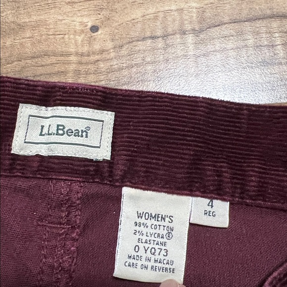 L.L. Bean Women’s Maroon Corduroy Trousers Sz 4R ( W25x L30) - Picture 8 of 8
